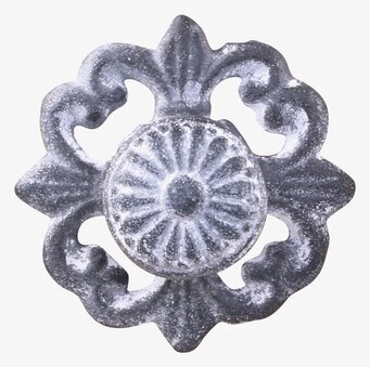 Knopp Antique Grå från Chic Antique med detaljerat mönster