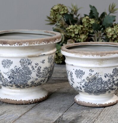 Kruka Franskt Mönster från Chic Antique med vintagekänsla