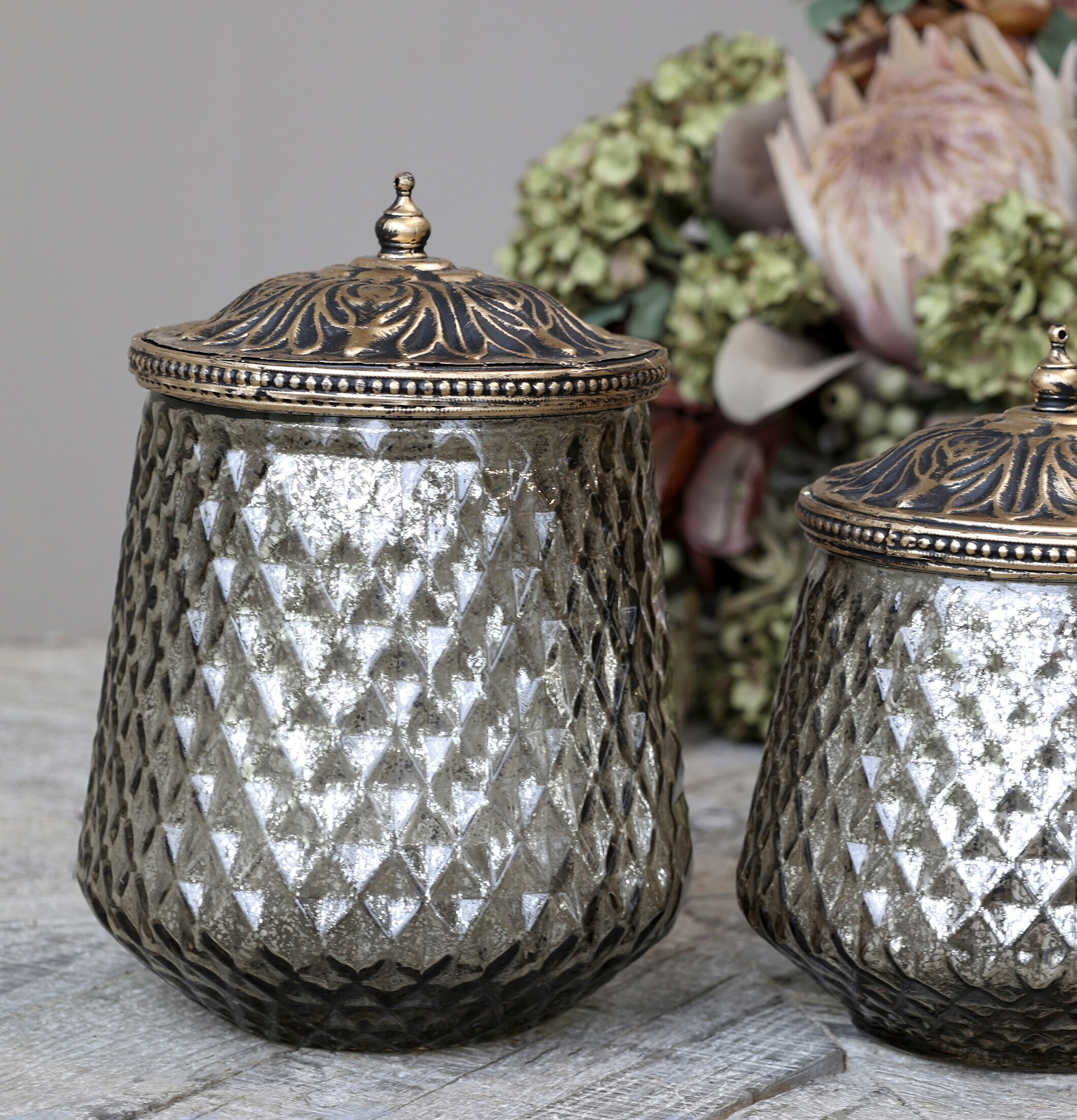 Förvaringsburk Med Pärlkant Stor från Chic Antique i glas