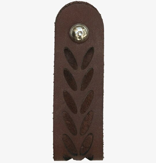 Läderhandtag Cognac från Chic Antique med dekorativa utskärningar