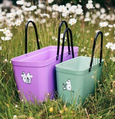 Väska Hinza Lila - Muminvänner från Hinza på en sommaräng