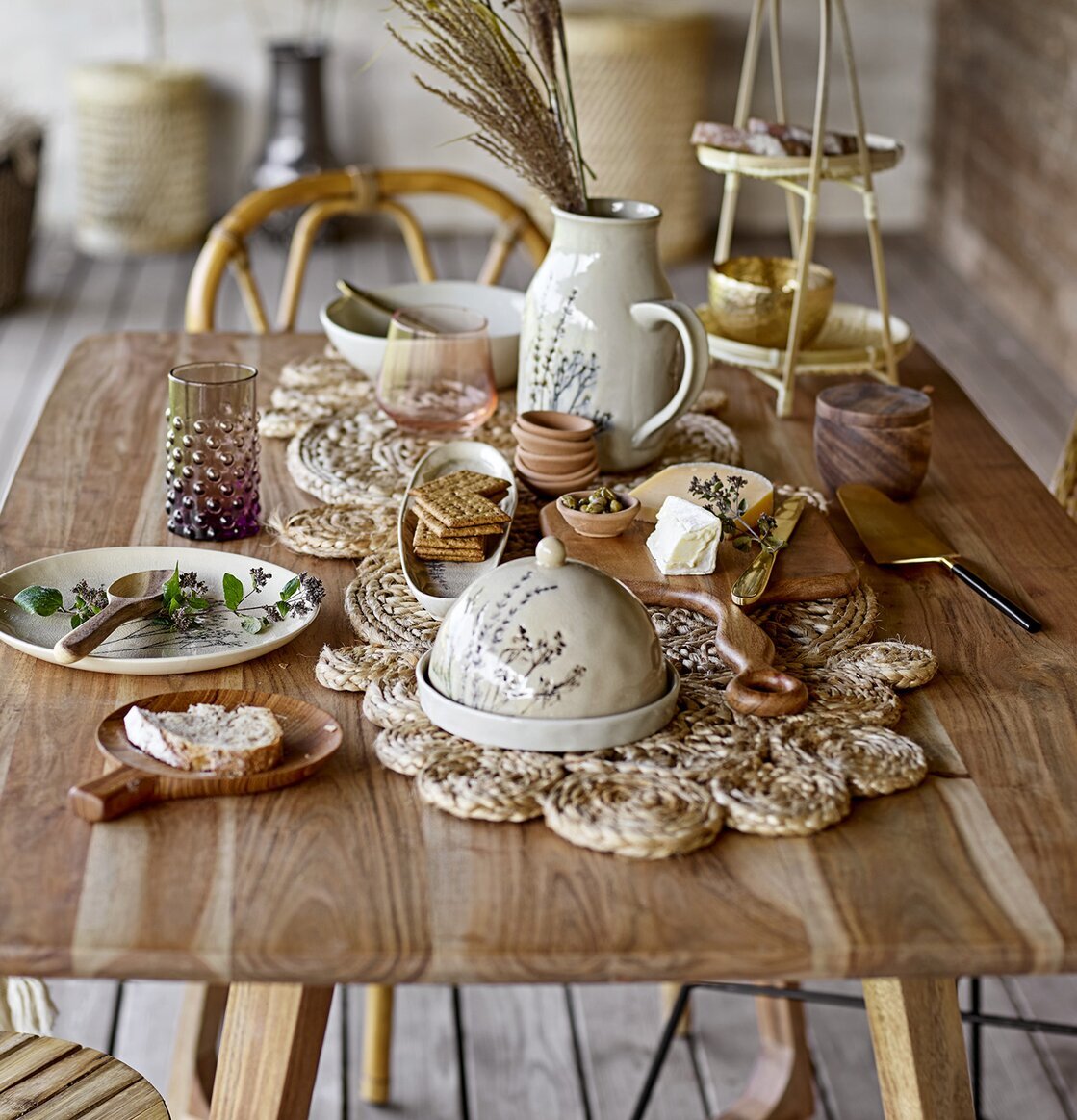 Bordsduk Valder Jute Natur från Bloomingville på matbord