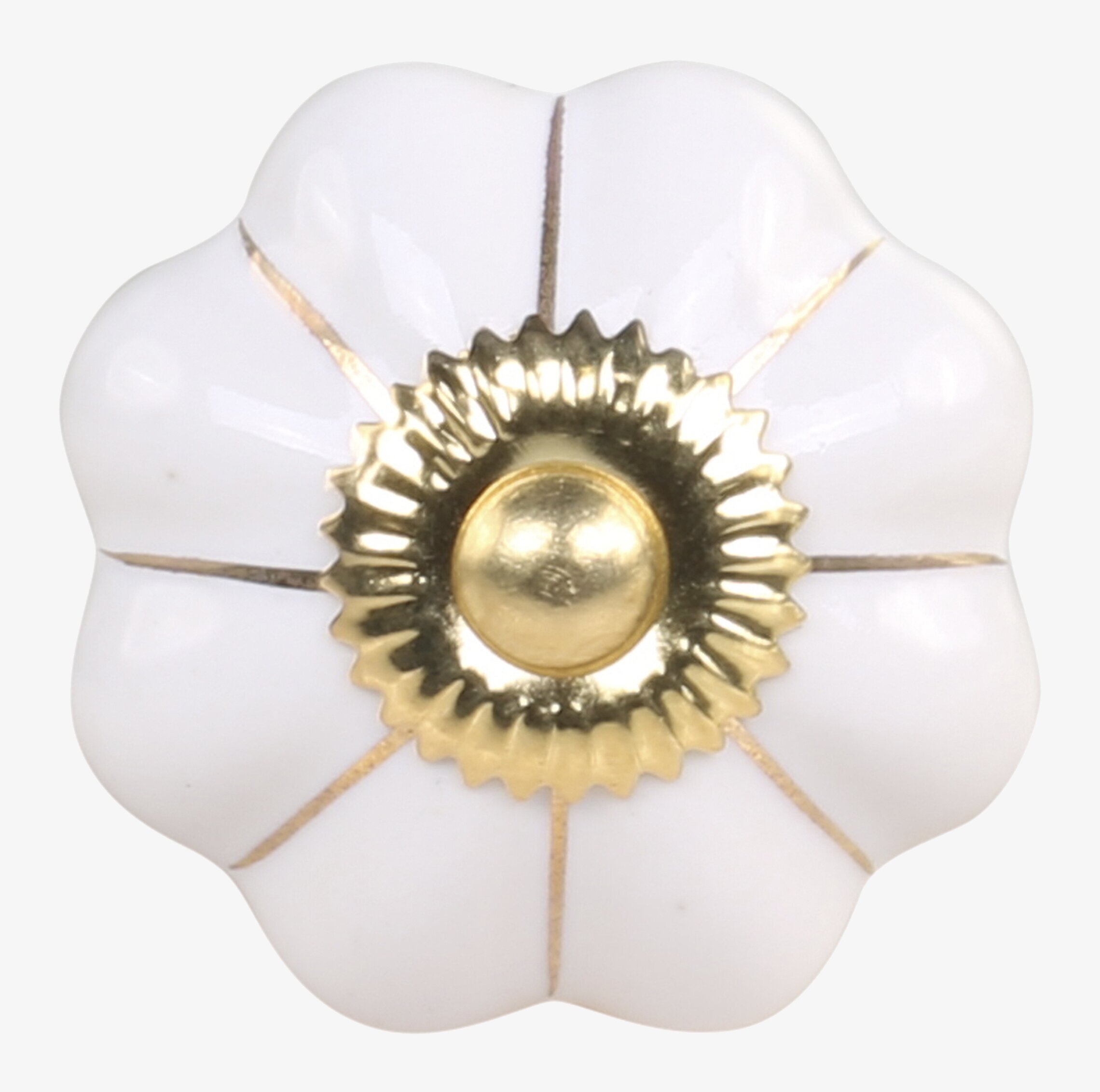 Knopp Blomma Vit från Chic Antique med eleganta detaljer