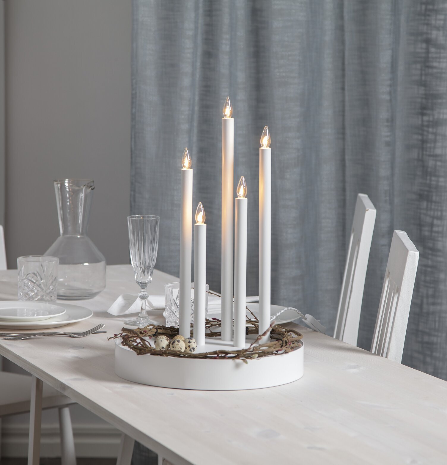 Ljusstake Deco Vit från Star Trading i modern, vit design