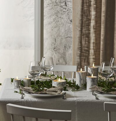 LED Blockljus Flamme Marble M från Star Trading i matsal