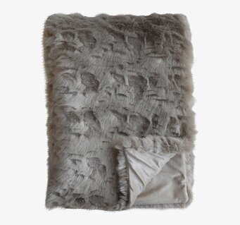 Pläd Antique Latte från Chic Antique med lyxig och mjuk yta