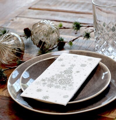 Servetter Julgran från Chic Antique på juldukning med porslin