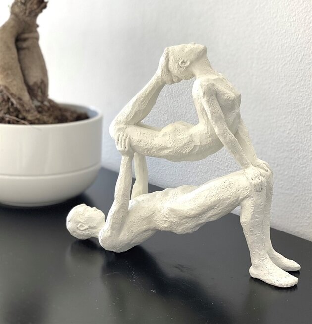 Yoga Couple Vit från Nääsgränsgården med vit bakgrund