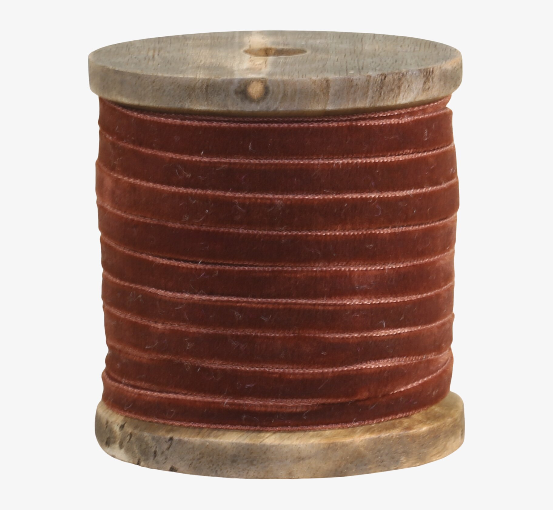 Velourband Bordeaux från Chic Antique på en trärulle