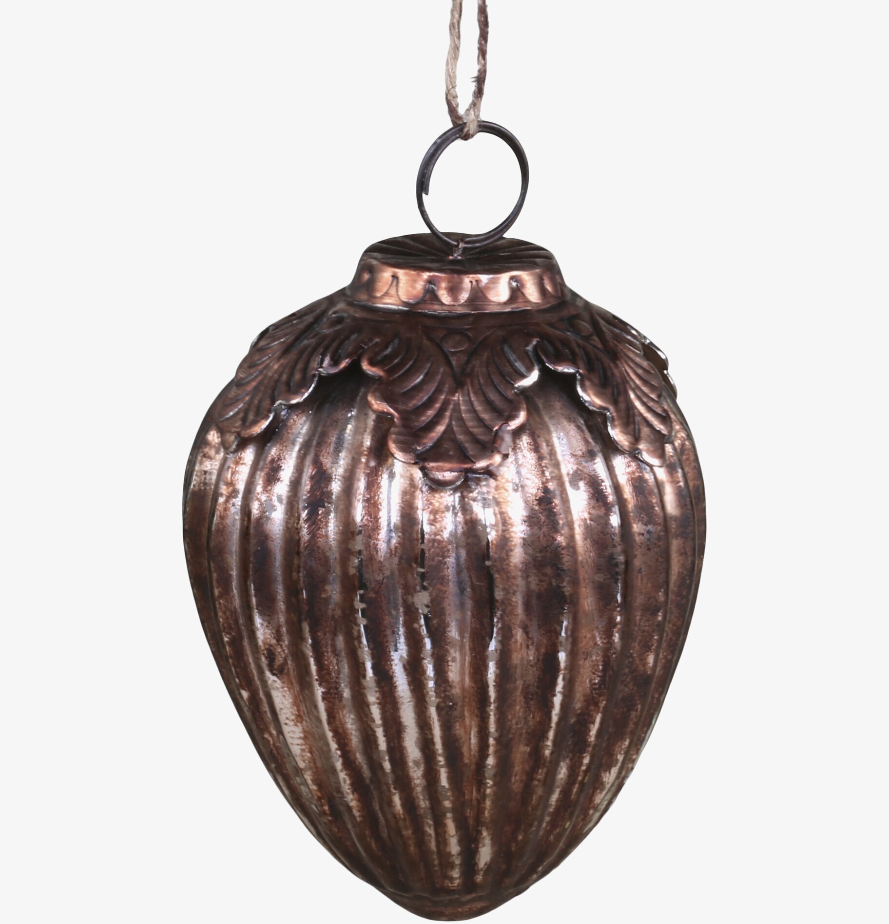 Julkula Dekor Antique Mocca från Chic Antique i närbild