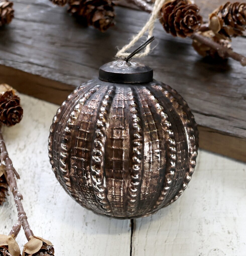 Julkula Antique Mocca från Chic Antique med rustik design