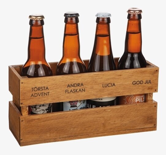 Trälåda Advent från Different Design med fyra flaskor