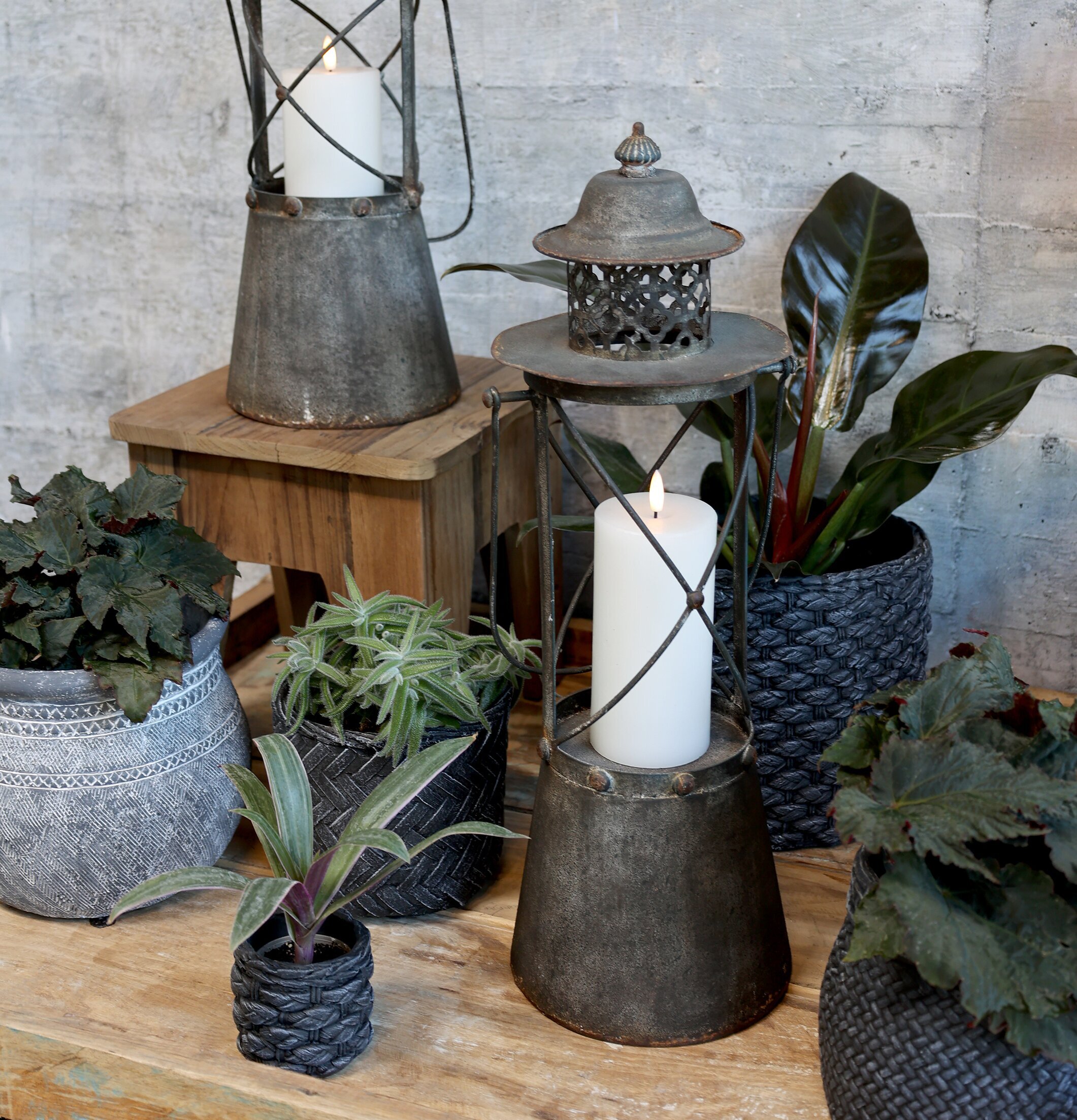 Kruka Corte Flätat Mönster M från Chic Antique på träbord