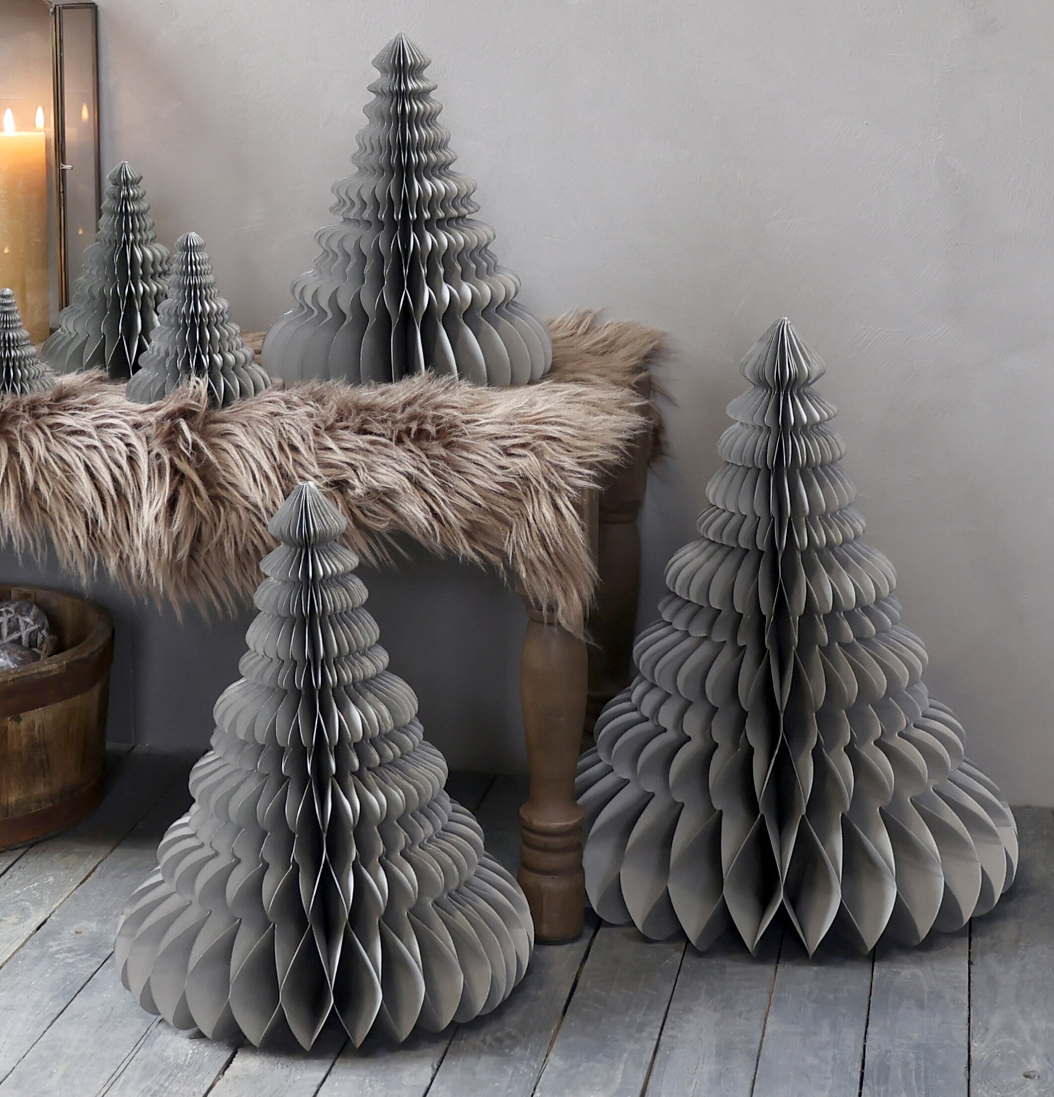 Julgran Papper Fransk Grå L från Chic Antique med lyktor