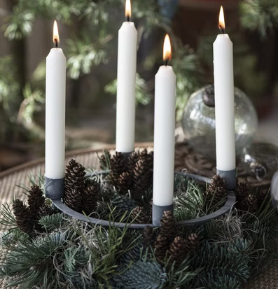 Adventsljusstake Metall från IB Laursen med grankvistar