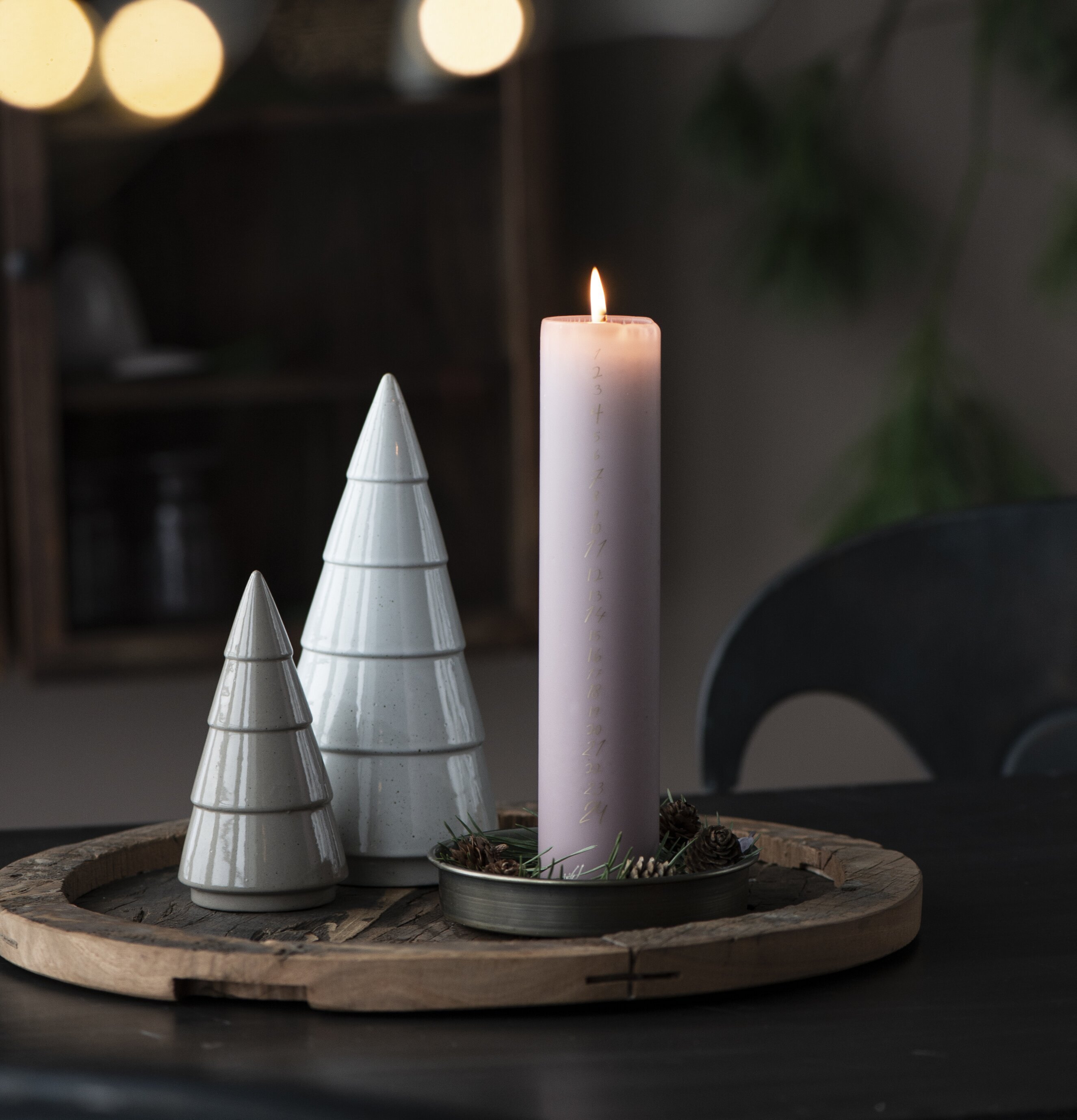 IB Laursen Ljusbricka Grå/Mässing med keramikträd och ljus