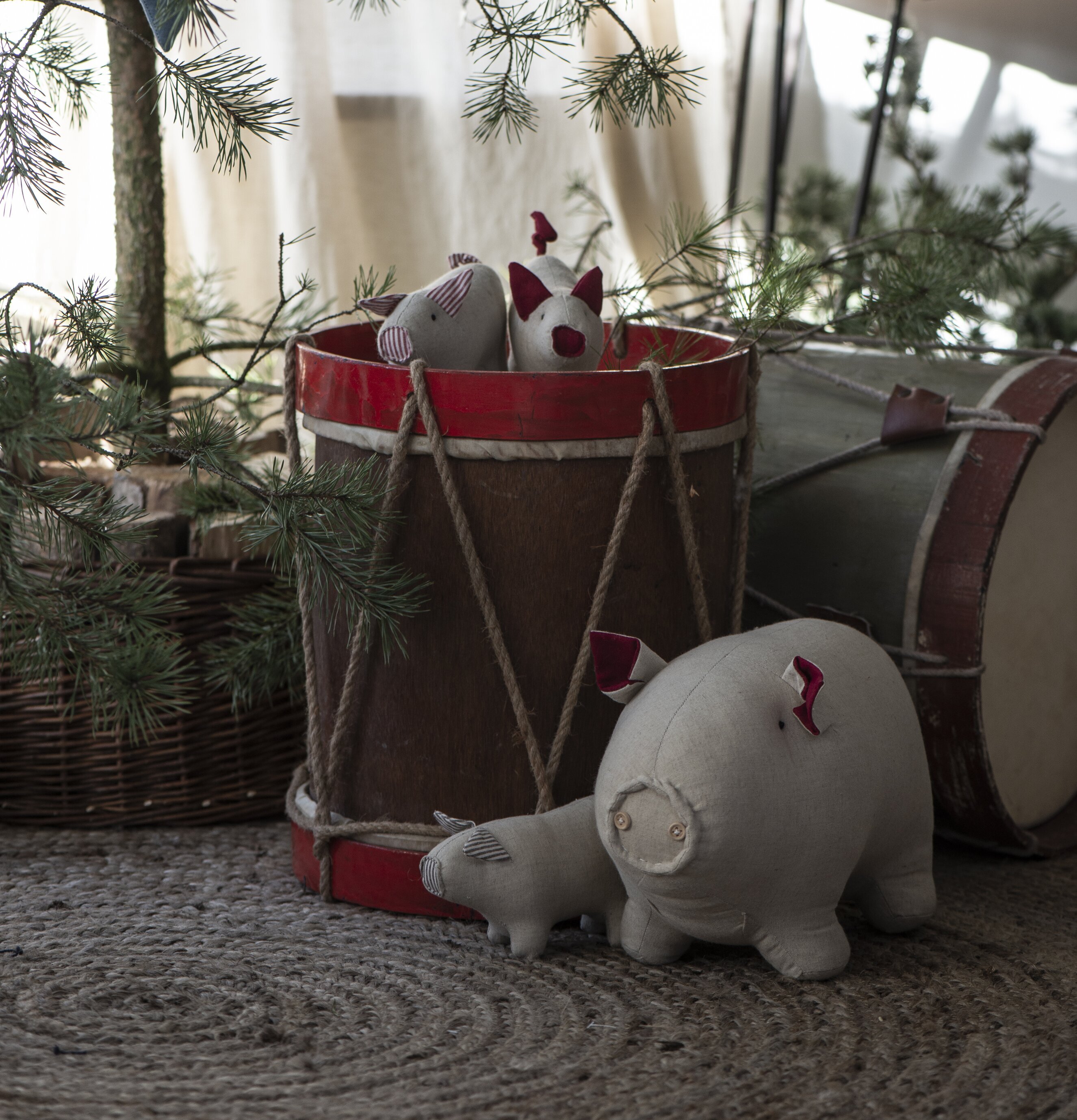 Trumma Brun/Röd från IB Laursen med leksaksmöss inuti