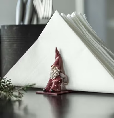 Servetthållare Elmer från Nääsgränsgården med tomtefigur