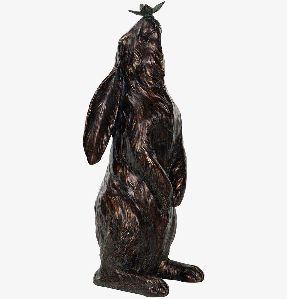 Figurin Hare Med Fjäril från A Lot Decoration, elegant skulptur