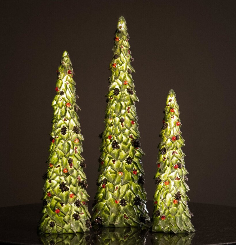 Gran LED Poly Grön Mellan från A Lot Decoration med LED-ljus