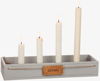 Adventsljusstake Grå från Different Design med vita ljus