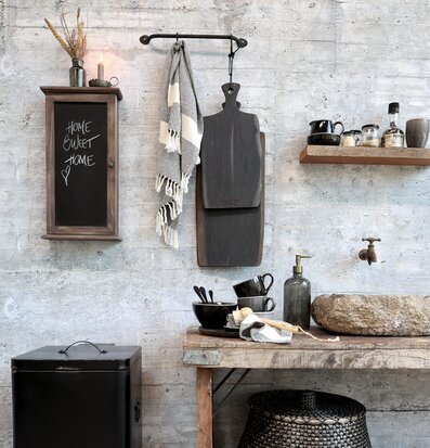 Chic Antique Tapasbräda/Skärbräda Mangoträ i rustik miljö