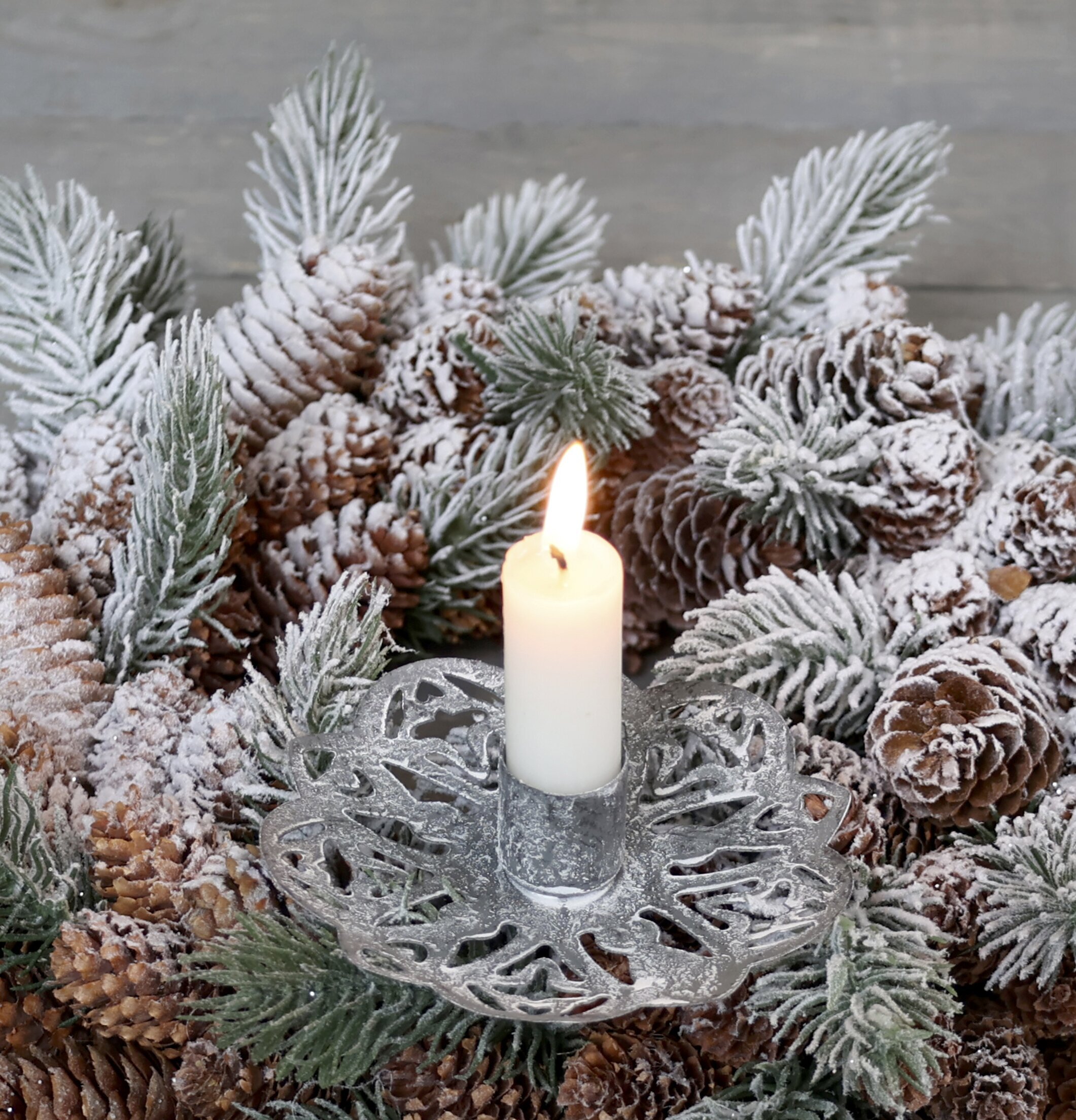 Ljushållare Spjut Antique Zink från Chic Antique i vinterscen