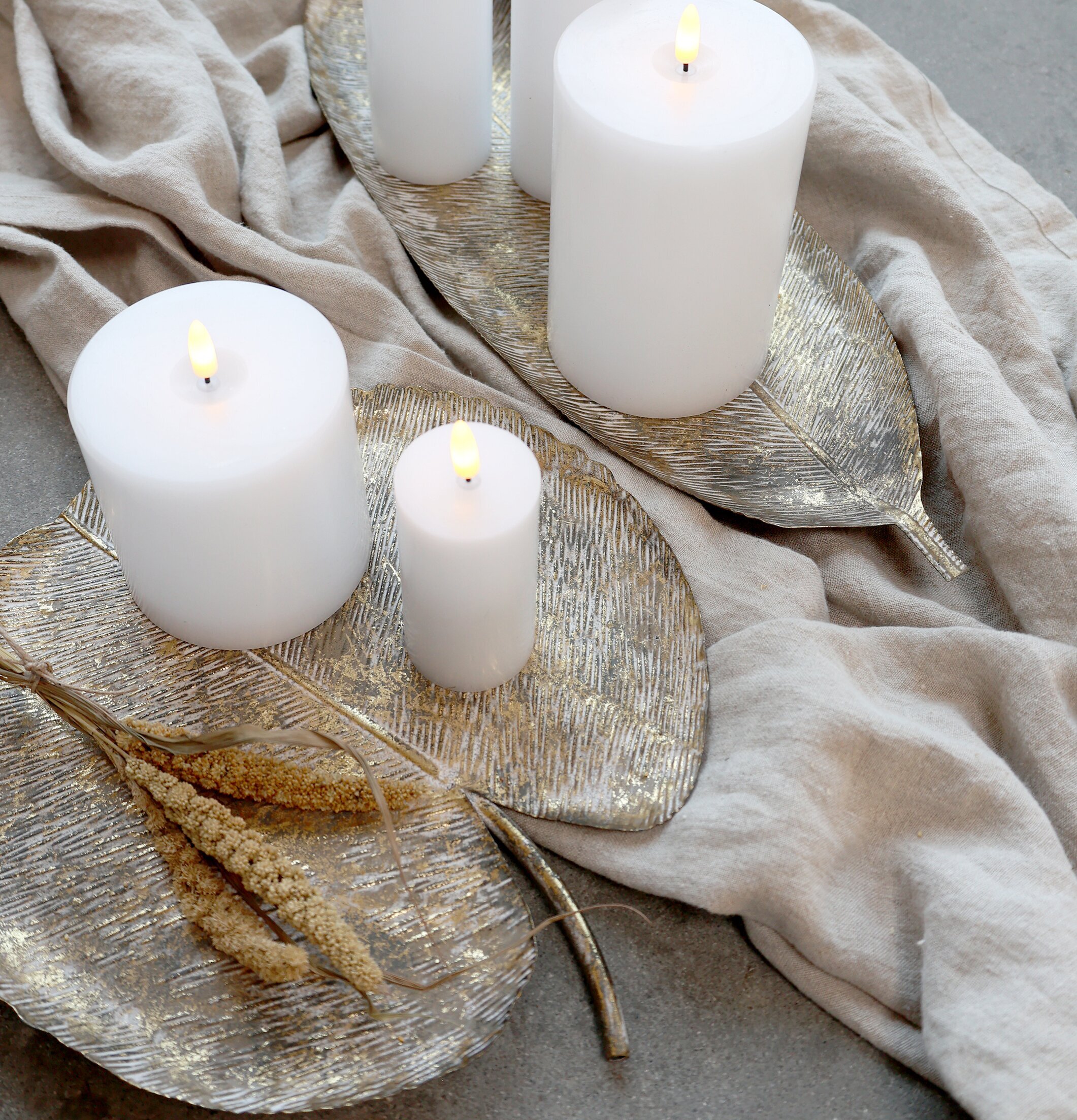 Fat Blad Antik Champagne från Chic Antique med blockljus