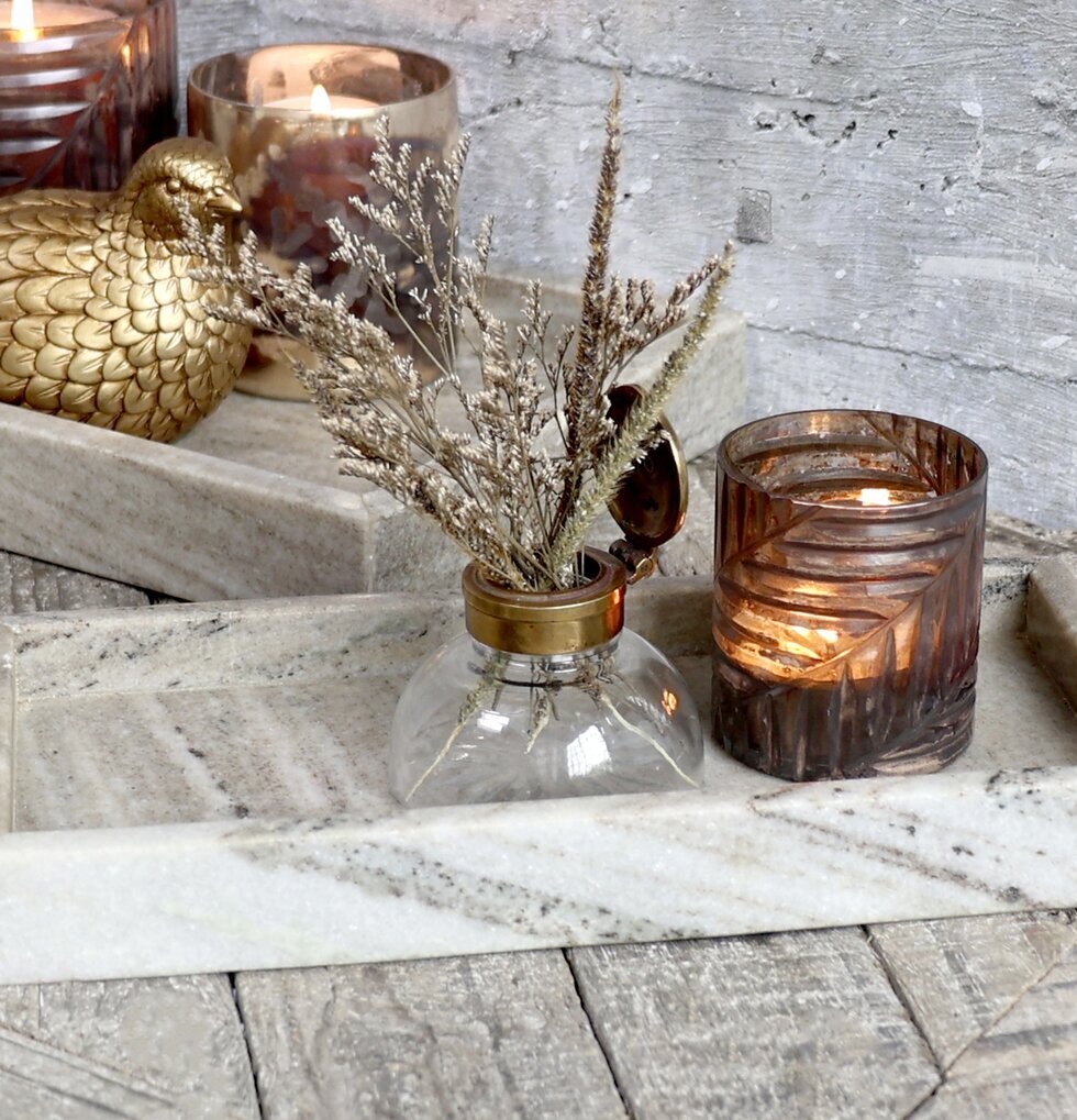 Marmorbricka Morlaix M Latte från Chic Antique på träbord