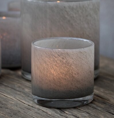 Foto av elegant ljuslykta med sagegrön nyans