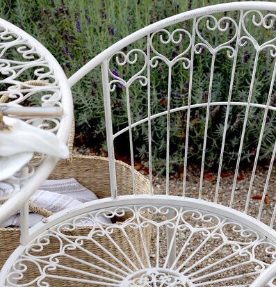 Caféset Antique Creme från Chic Antique i antik metallfinish