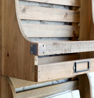 Tidningsställ Natur Vägg från Chic Antique på vit tegelvägg