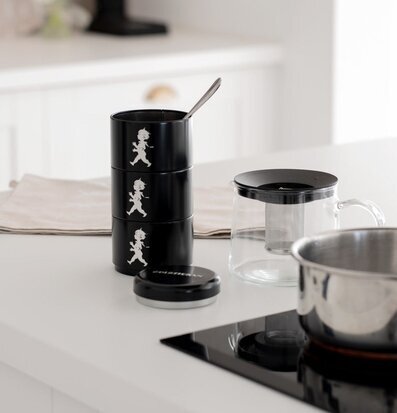 Bild av stilfullt och funktionellt kök med detaljer