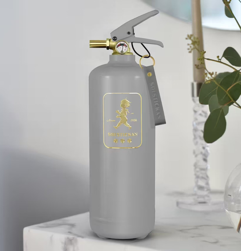 Brandsläckare Design Edition Grey Brass från Solstickan