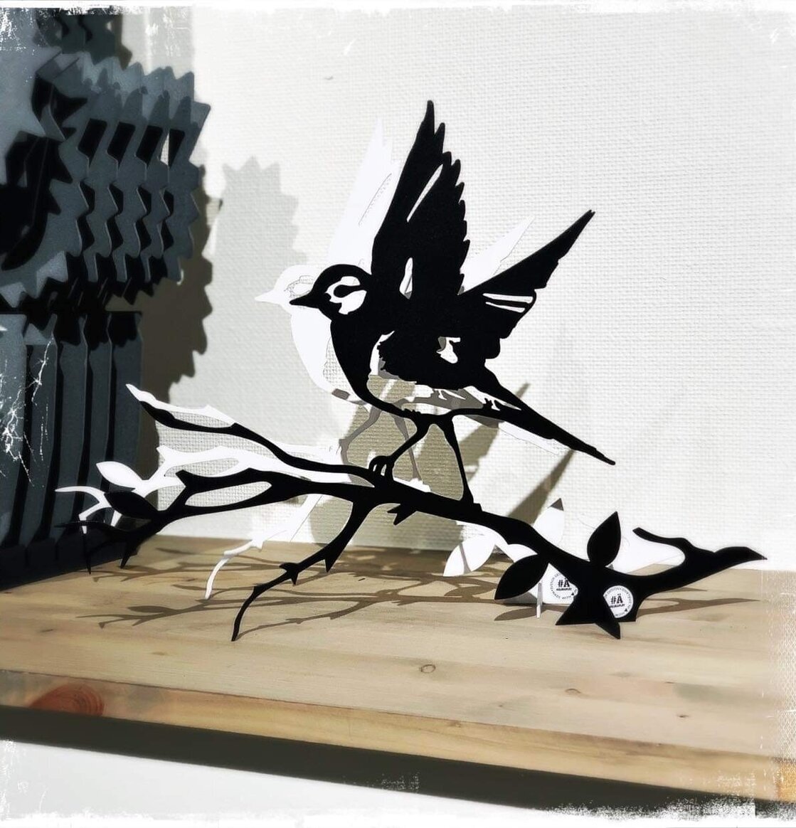 #ÄlskaPlåt Sädesärla Vit Ärling från Älskaplåt på en gren