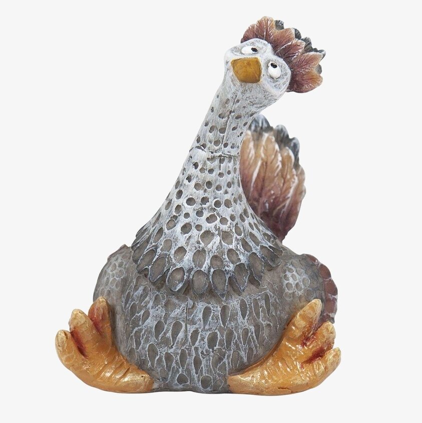 Hönan Herta från Nääsgränsgården med detaljrik design