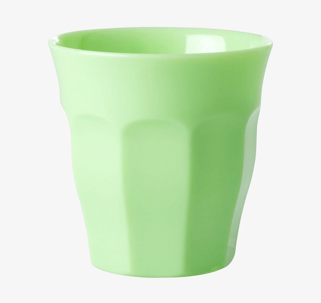 Foto av ljusgrön mugg med elegant och modern design