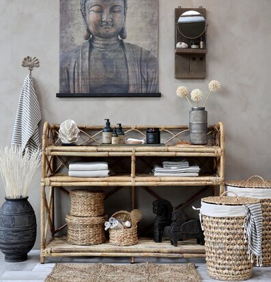 Häst Med Mönster Antikbrun #2 från Chic Antique i rustik miljö