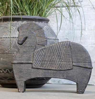 Häst Med Mönster Antikbrun #1 från Chic Antique i rustik stil