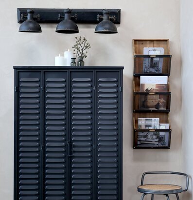 Factory Vägglampa 3 Spot Antik Svart från Chic Antique