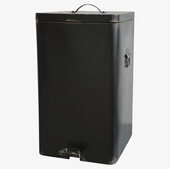 Pedalhink XL Antiksvart från Chic Antique på vit bakgrund