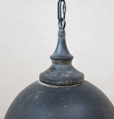 Taklampa Factory Prismor Antiksvart från Chic Antique