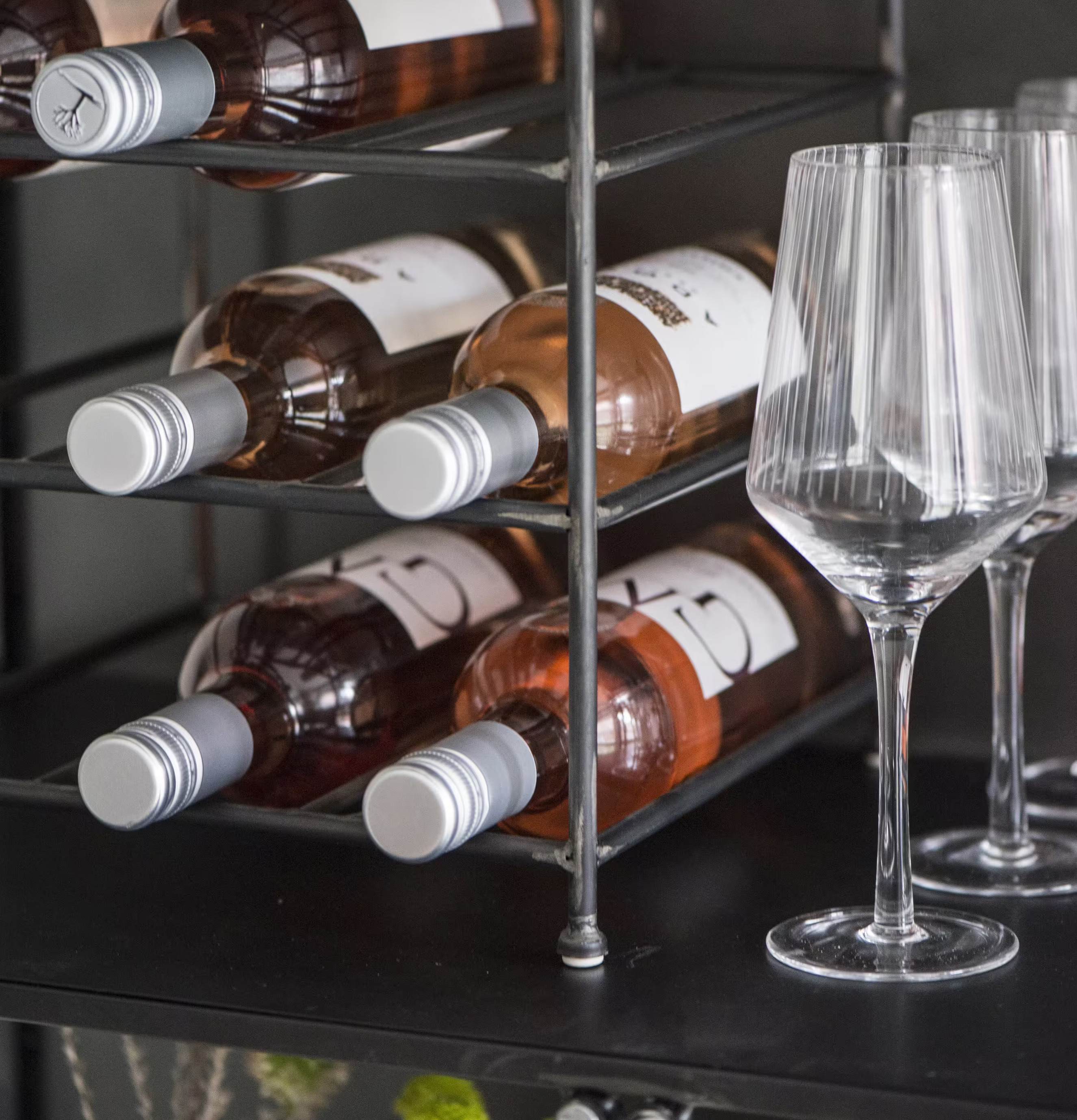 Vinställ Brooklyn 9 Flaskor från IB Laursen med vinglas