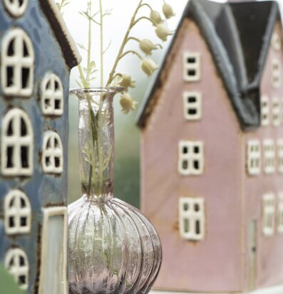 Bild av harmonisk heminredning med stil och elegans