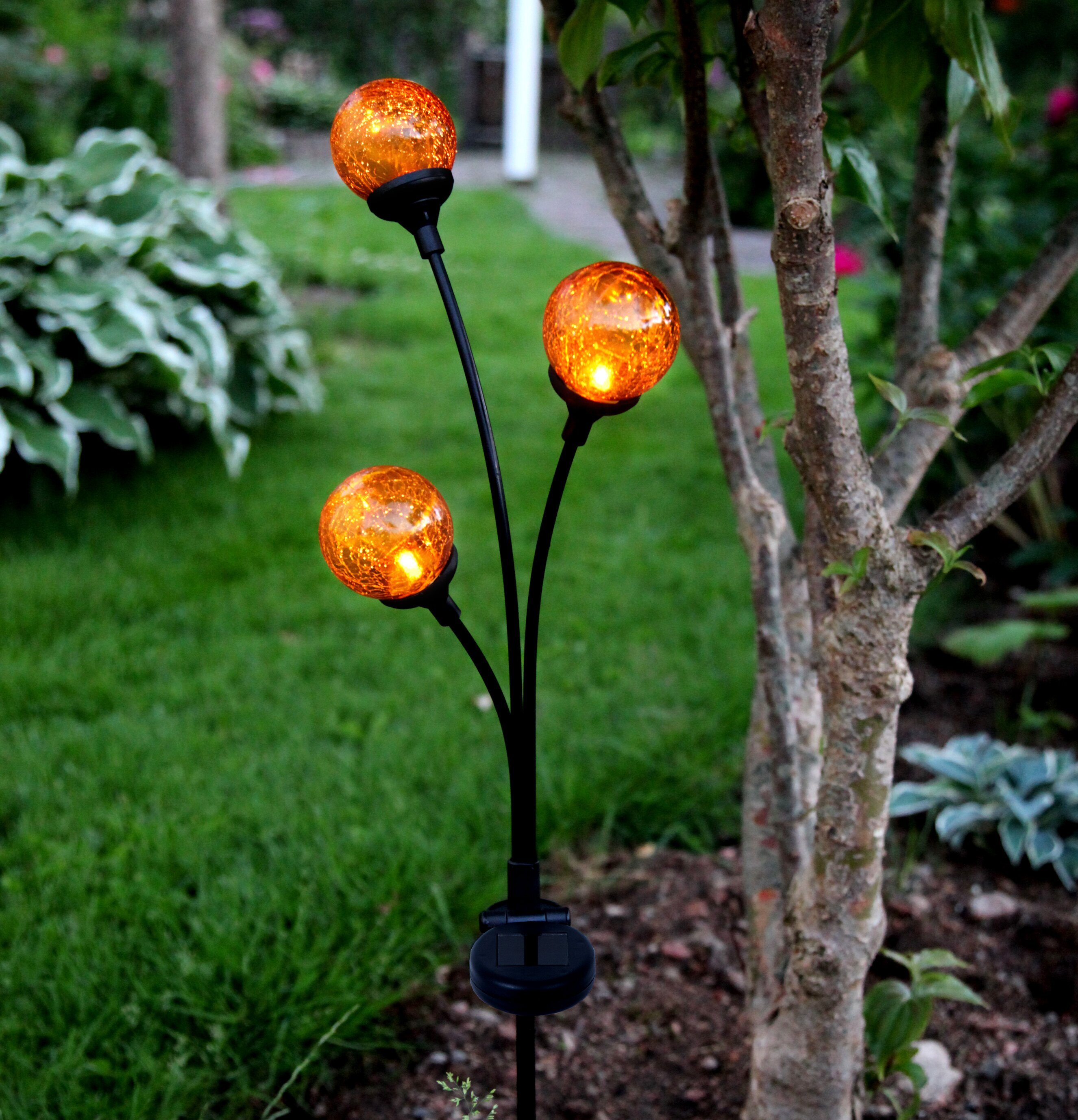 Solcellsdekoration Trieste från Star Trading i trädgård