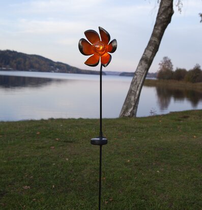 Solcellsdekoration Melilla från Star Trading i trädgård