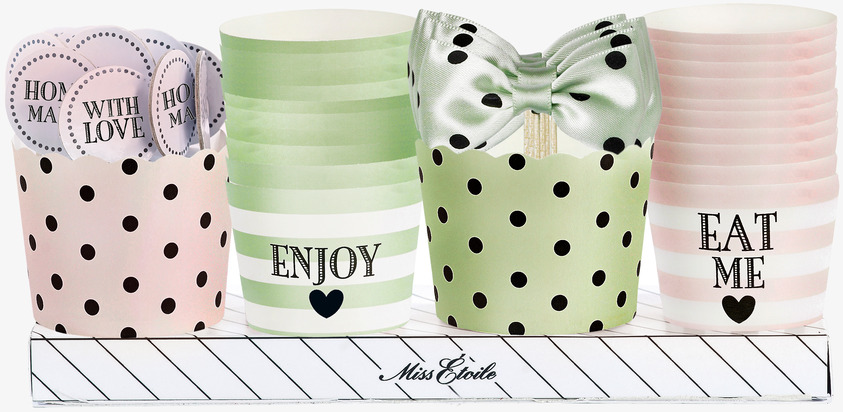 Bakset Miss Étoile från Miss Etoile med muffinsformar