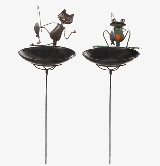 Fågelbad Katt/Groda i Plåt från Different Design i trädgård