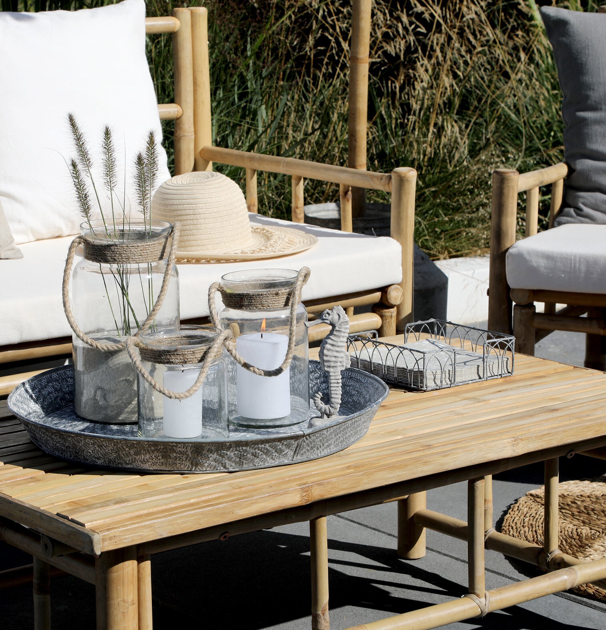 Servetthållare Antik Zink från Chic Antique på rustikt bord