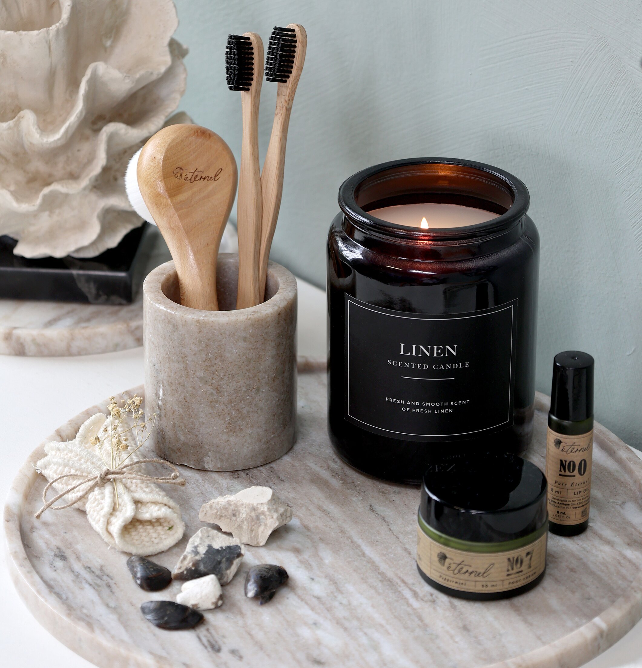 Éternel Ansiktsborste från Chic Antique med marmormugg